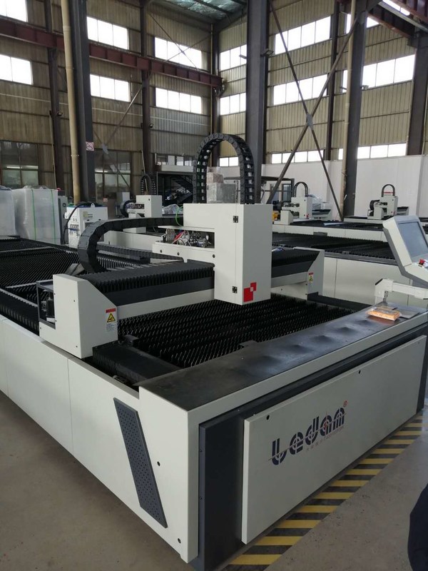 Premium Industrial Laser Cutting Machine Metal Laser Cutter For 5mm